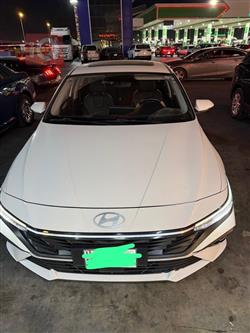 هیوندای ئەلەنترا